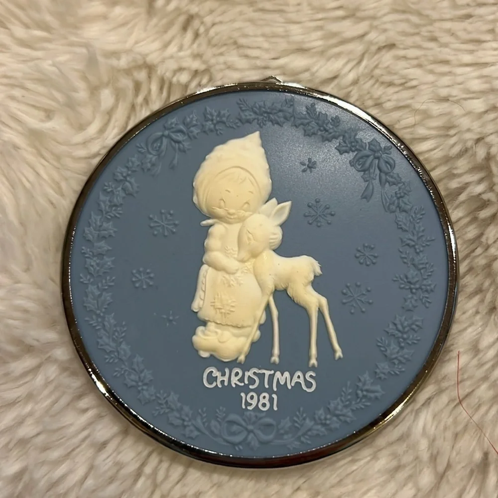 2 Vintage Hallmark Betsy Clark Ornament Cameo Keepsake Greatest Christmas 1981